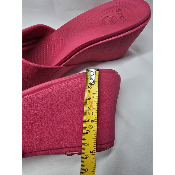 Crocs Womens Kadee Sandal Size 9 Hot Pink Slide Wedge Heel Mule Beach Pool Shoe - Picture 6 of 10